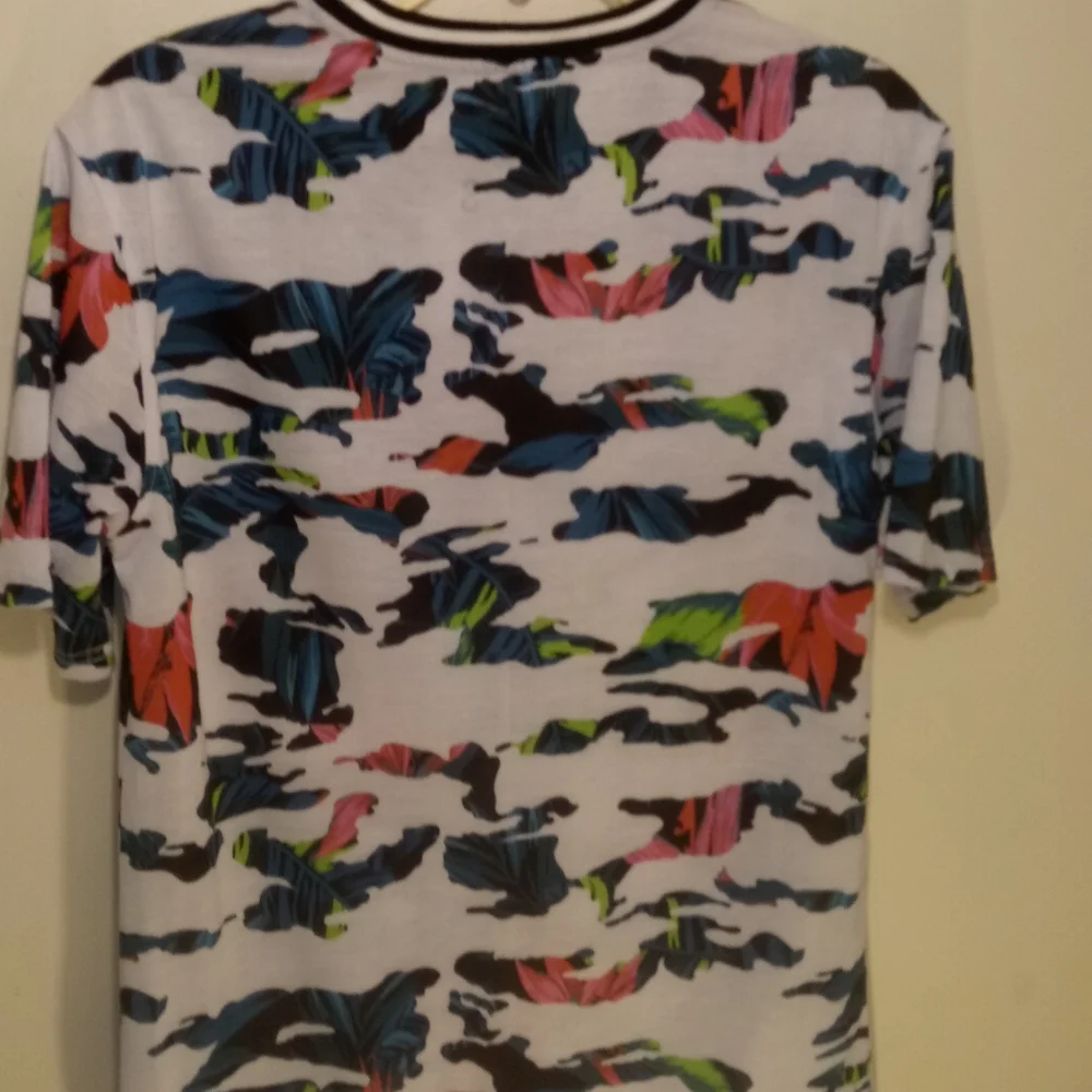 FIVE.BY.FIVE ROYAL FLORAL TEE SHIRT - Picture 3 of 6
